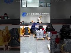 掘削機の最終ドライブ