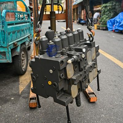 ボルボEC380D 掘削機 メイン制御バルブ VOE14667843 VOE14670038
