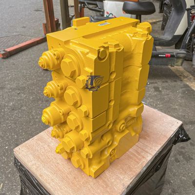 コマツー D155A-3 D155A-5 コントロールバルブ 723-64-11200 7236411200