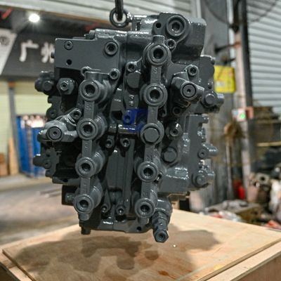 ヒタチ掘削機 メイン制御バルブ ZAX120-6 130H 4410248
