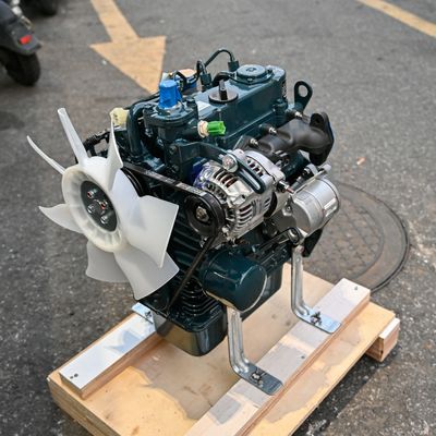 オリジナル クボタ D782 エンジン組 D782-ET05_CN4 ディーゼルエンジン モーター 9.8kw 2300 Rpm 掘削機部品
