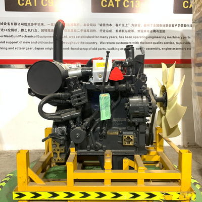 コマツー 4D95L-3 4D95LE-3 4D95-3 ディーゼルエンジン組 PC130-7 掘削機エンジンモーター