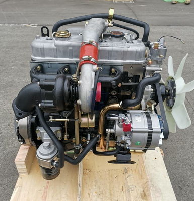 イスズウ 4JB1 ディーゼルエンジン インライン 4 シリンダー 2.8L 排気量