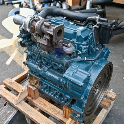 Kubota V2607-T ディーゼルエンジン V2607-DI-T-E3B 垂直水冷