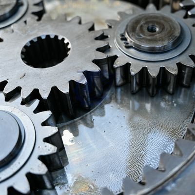 HD1430 最終駆動 カトー 掘削機 スウィイング 減速器 スウィイング 減速器 ギアボックス