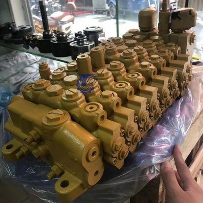 456-1837 CAT 305 306 307E2 308 メイン制御バルブ C2.4 エンジンで駆動 ミニハイドロリック掘削機部品