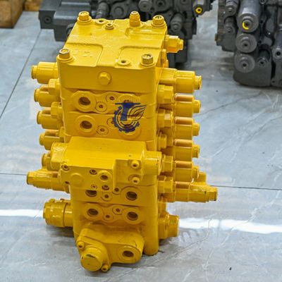 723-57-12306 723-56-11200 723-57-11700 PC120-6 PC130-7 ミニ掘削機のための掘削機メイン制御バルブ組