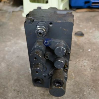 723-82-31100 7238231100 723-82-30100 コマツー向け FD35/40-10 FD35Y/40Y-10 FD40Z-10 FD45-10フォークリフトパーツ